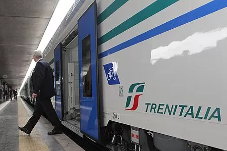 Ferrovie, calano treni regionali cancellati