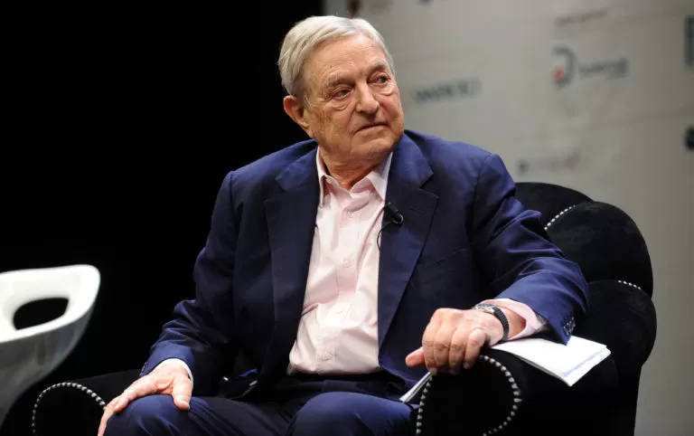 George Soros azzera la quota posseduta nella Ferrari, probabile minusvalenza