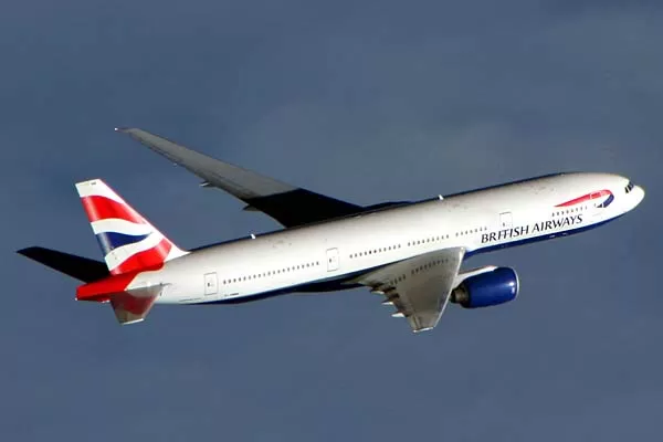 British Airways taglia i pasti a bordo per essere competitiva con i Low Cost che iniziano il lungo raggio