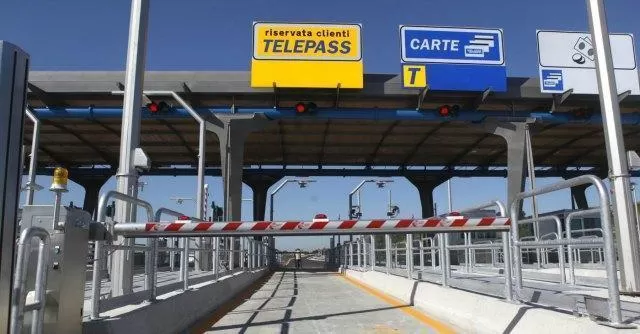 Pedaggi autostradali rincari 2017 Italia: aumenti in Lombardia e Piemonte, nuove tariffe