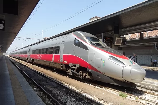 Biglietti Trenitalia online con un semplice bonifico e nuovi servizi sui canali digitali