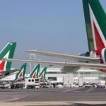 Salvataggi Alitalia, 7,4 miliardi di euro di esborso per la collettività