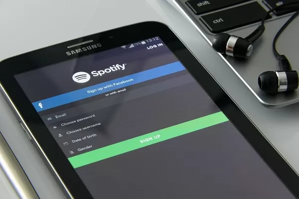 Spotify, quotazione a Wall Street: la società dello streaming musicale scalda i motori