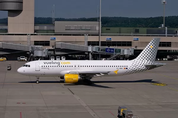 Biglietti aerei, Vueling multata da Antitrust per tre pratiche commerciali scorrette